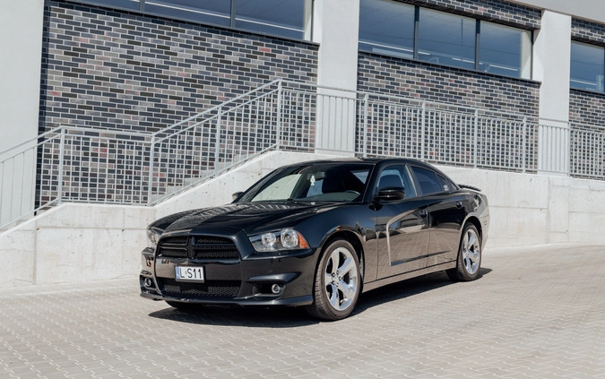 Dodge Charger cena 71000 przebieg: 211000, rok produkcji 2013 z Witkowo małe 232